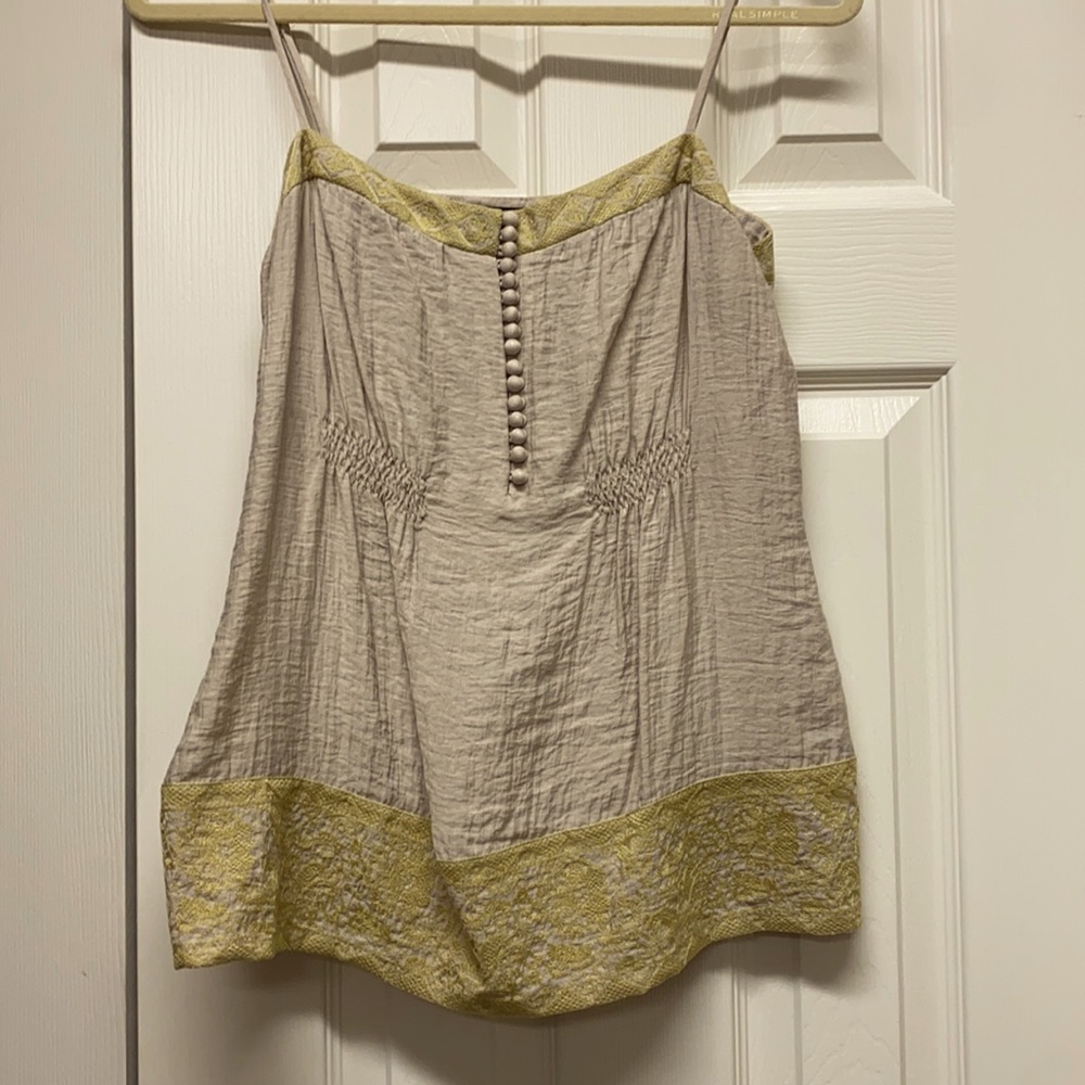 Lightweight top